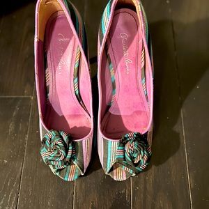 Black pumps summer or spring style!